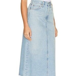 Agolde Della Skirt in Practice